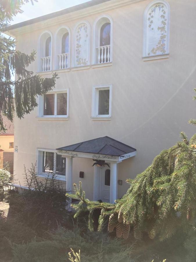 Apartmany Sabinovska Presov Ngoại thất bức ảnh
