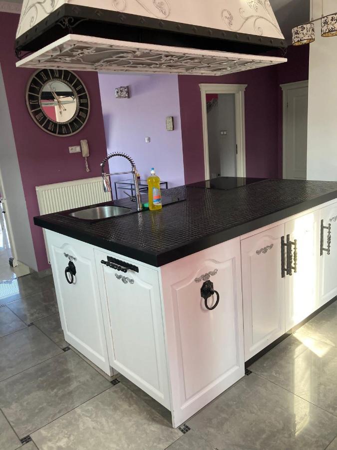 Apartmany Sabinovska Presov Ngoại thất bức ảnh